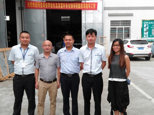走訪企業(yè)，富軒門窗&先越門窗相互交流學(xué)習(xí)