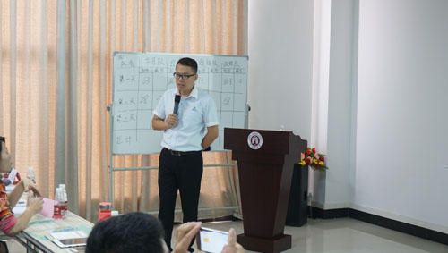 精彩不間斷！富軒商學(xué)院導(dǎo)購(gòu)培訓(xùn)班第三天迎來(lái)收獲時(shí)刻！