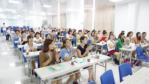 精彩不間斷！富軒商學(xué)院導(dǎo)購(gòu)培訓(xùn)班第三天迎來(lái)收獲時(shí)刻！