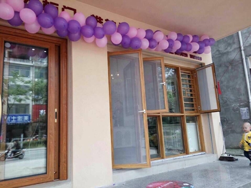 讓你久等了！富軒專賣店開業(yè)“大四喜”，閃耀“五一”舞臺